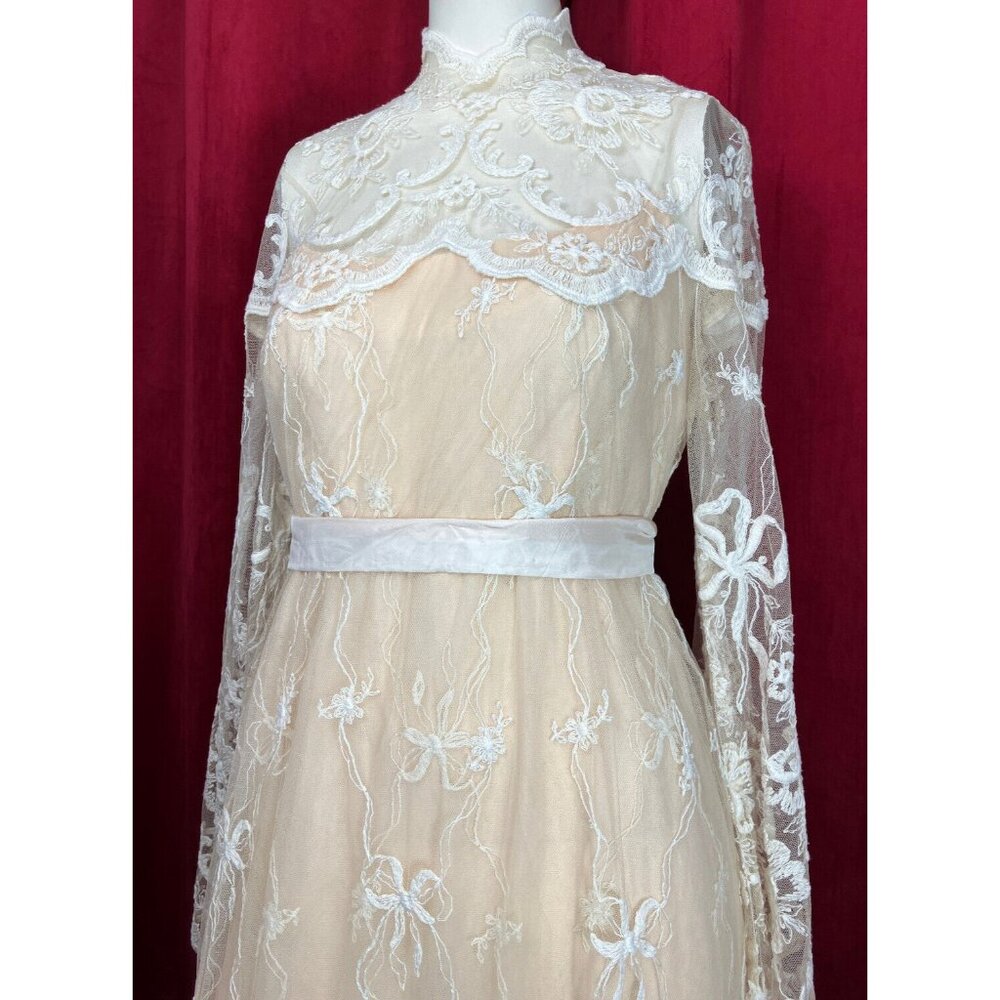 LOVELY 1970s Tambour Lace Wedding Tea Dress Tiered Skirt Edwardian Style 70s - Picture 5 of 12